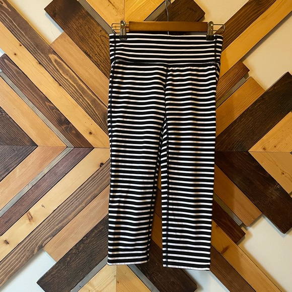 Athleta Pants - Athleta Capri Black/White Striped Leggings size S